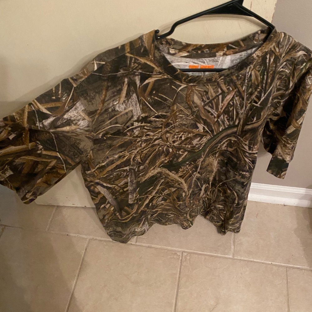 Mens game winner camo Tee shirt